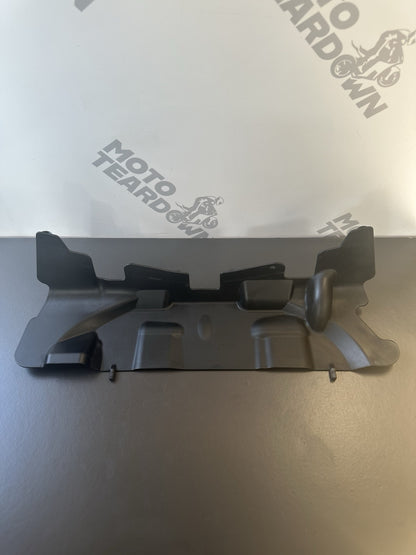 Suzuki GSXR 1000 2010 Engine Splash Guard Heat Shield 2009-2016 17771-47HO OEM