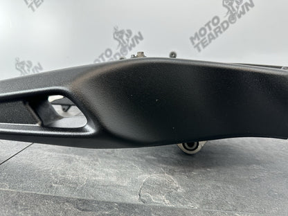 Triumph TIGER 900 GT PRO 2022 Swing Arm Swingarm 6337 Miles 2020-2023 OEM