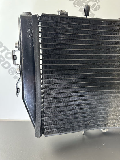 Triumph Speed Triple 1050 Radiator And Fan 2011-2015 Triumph Speed Triple 1050