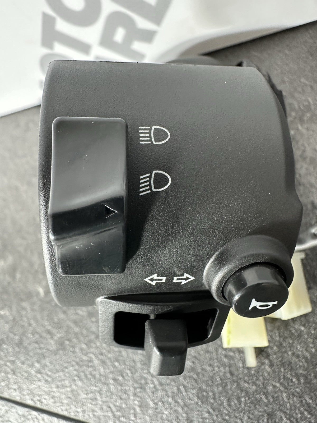 Yamaha R125 R 125 2024 Left Switchgear Controls Switches 6890 Mile 2023-2025 OEM