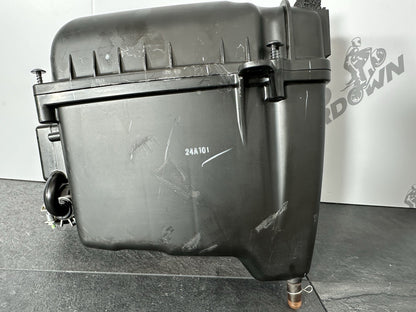 Yamaha R125 R 125 2024 Airbox Air Filter Housing 6890 Miles 2023-2025 OEM