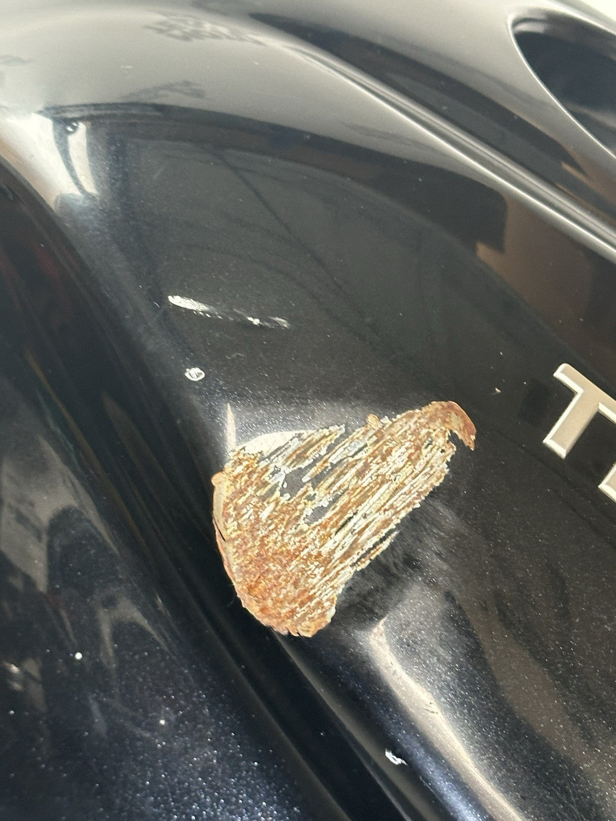 TRIUMPH STREET TRIPLE 675R PETROL TANK FUEL TANK YEAR 2011 OEM 675R Fuel Tank